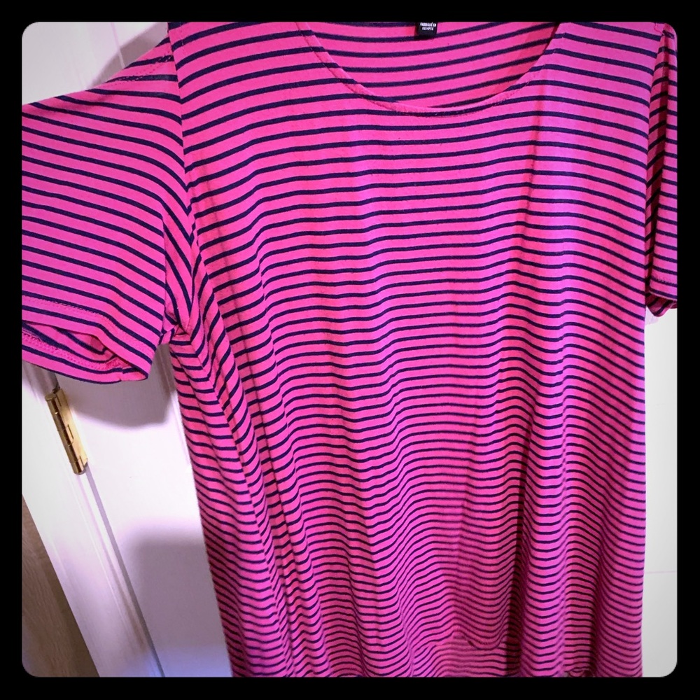 Cold shoulder tee - Picture 2 of 5
